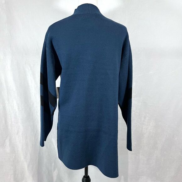 Autumn Skye blue black and white knit cardigan sweater size medium NWT - Picture 4 of 7